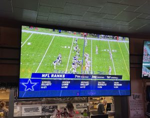 Watch your favorite teams on Catty's ONLY 86" Dream Screen!